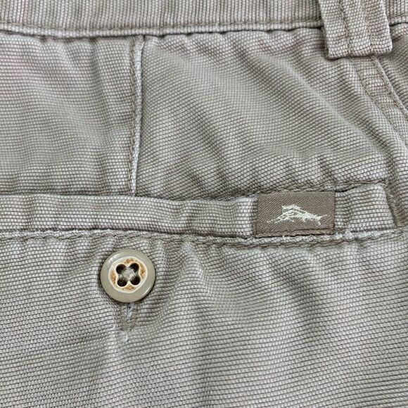 TOMMY BAHAMA 34 Tencel/Lyocell Blend Relax Cargo Khaki Unisex Shorts - Picture 10 of 13